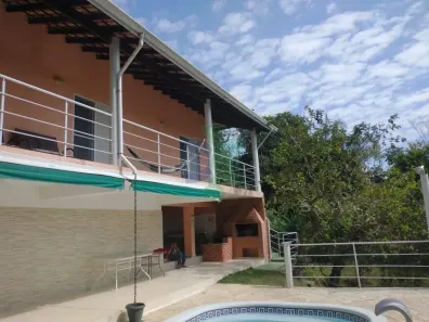 Fazenda/Sítio com 4 Quartos à venda, 2067m² no Chácaras Condomínio Recanto Pássaros II, Jacareí