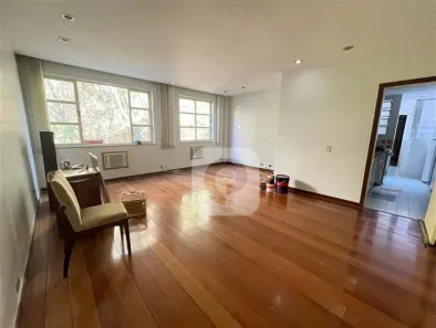 Apartamento com 2 Quartos à venda, 90m² no Laranjeiras, Rio de Janeiro