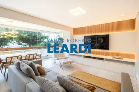 Apartamento com 3 Quartos à venda, 167m² no Vila Andrade, São Paulo
