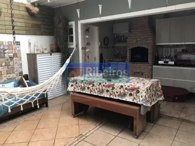 Sobrado com 3 Quartos à venda, 150m² no Jardim Itacolomi, São Paulo