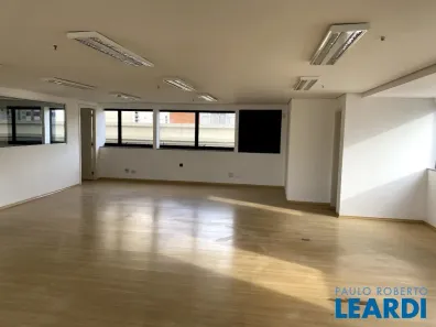Sala Comercial para alugar, 130m² no Santa Cecília, São Paulo