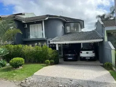 Sobrado com 3 Quartos à venda, 216m² no Parque Residencial Itapeti, Mogi das Cruzes
