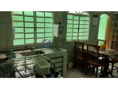 Sobrado com 5 Quartos à venda, 255m² no Nova Petrópolis, São Bernardo do Campo