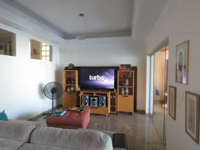 Casa com 3 Quartos à venda, 200m² no Santos Dumont, São José do Rio Preto