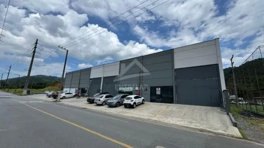 Galpão/Depósito/Armazém para alugar, 250m² no Barra do Rio Cerro, Jaraguá do Sul
