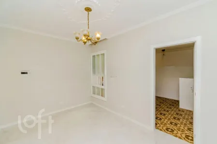 Apartamento com 2 Quartos à venda, 56m² no Menino Deus, Porto Alegre