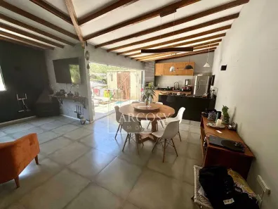 Casa de Condomínio com 3 Quartos à venda, 160m² no Fazenda Inglesa, Petrópolis