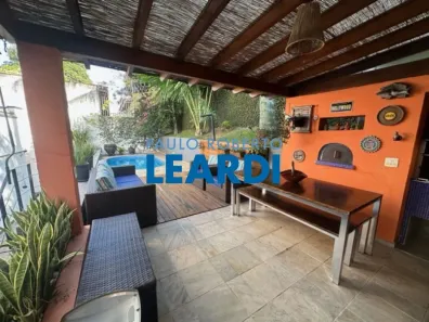 Casa com 5 Quartos à venda, 420m² no Vila Inah, São Paulo