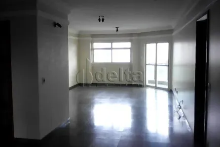 Apartamento com 4 Quartos à venda, 225m² no Centro, Uberlândia