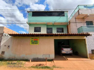 Sobrado com 4 Quartos à venda, 180m² no Residencial Morro da Cruz, Brasília