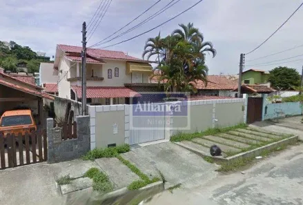 Casa com 5 Quartos à venda, 218m² no Piratininga, Niterói