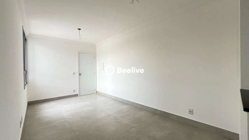 Apartamento com 2 quartos — Santa Rosa, Belo Horizonte