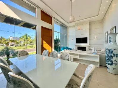 Casa de Condomínio com 3 Quartos à venda, 200m² no Zona Nova, Capão da Canoa