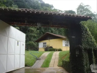 Casa com 4 Quartos à venda, 400m² no São Pedro, Juiz de Fora