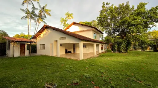Casa de Condomínio com 3 Quartos à venda, 332m² no Coroado, Manaus