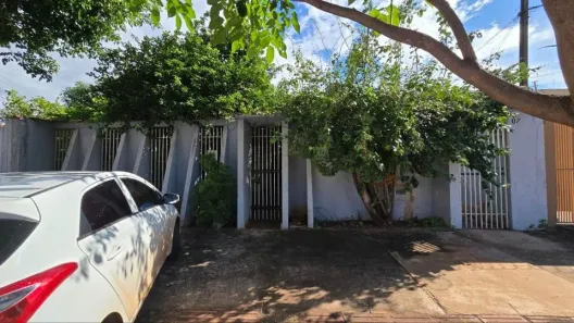 Casa com 5 Quartos à venda, 260m² no Santo Antônio, Campo Grande