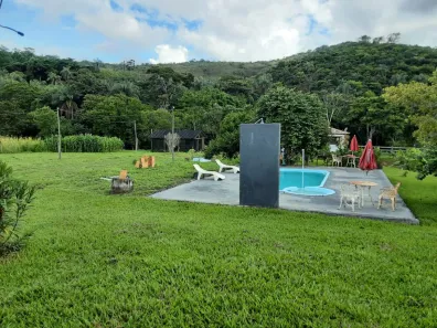 Fazenda/Sítio com 3 Quartos à venda, 200m² no , Jaboticatubas