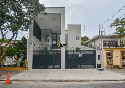 Prédio Comercial para alugar, 900m² no Vila Monumento, São Paulo
