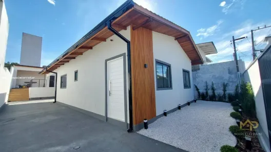 Casa com 3 Quartos à venda, 90m² no Serraria, São José
