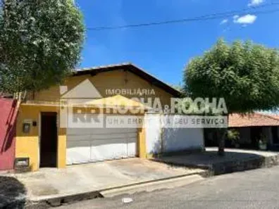 Casa com 3 Quartos à venda, 217m² no Lourival Parente, Teresina