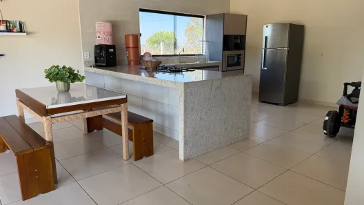 Casa de Condomínio com 3 Quartos à venda, 180m² no , Indiara