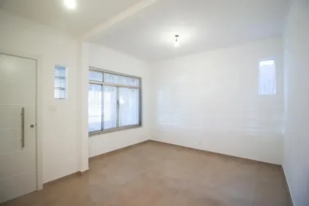 Casa com 2 Quartos à venda, 200m² no Planalto Paulista, São Paulo
