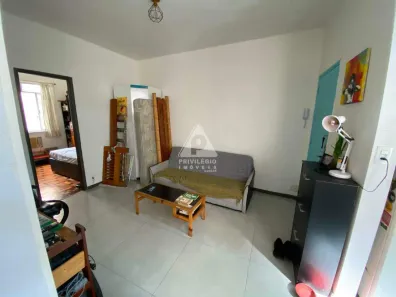 Apartamento com 2 Quartos à venda, 45m² no Catete, Rio de Janeiro