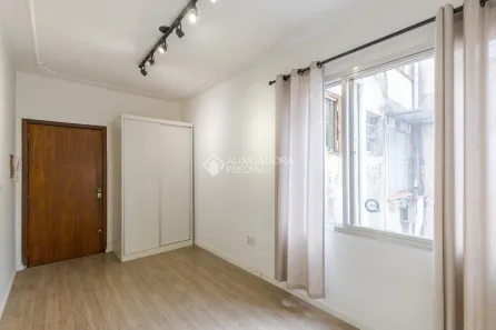 Apartamento com 1 Quarto à venda, 26m² no Cidade Baixa, Porto Alegre