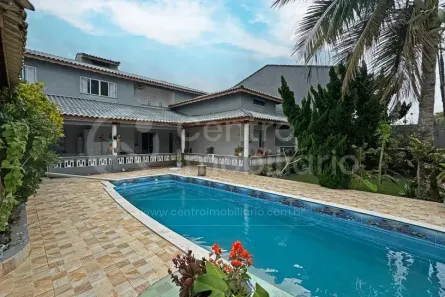 Casa com 4 Quartos à venda, 357m² no Josedy, Peruíbe
