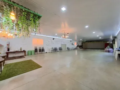 Imóvel Comercial para alugar, 420m² no , Guapiaçu