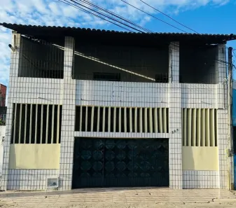 Sobrado com 5 Quartos à venda, 173m² no Joaquim Távora, Fortaleza
