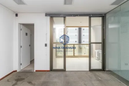 Sala Comercial à venda, 111m² no Vila Olímpia, São Paulo