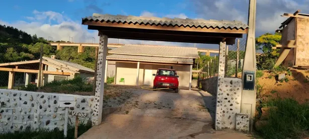 Fazenda/Sítio com 2 Quartos para venda ou aluguel, 90m² no , Mairinque
