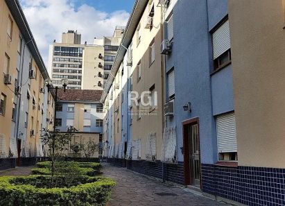 Apartamento com 2 Quartos à venda, 47m² no Menino Deus, Porto Alegre