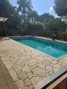Fazenda/Sítio com 3 Quartos à venda, 200m² no Chácara Ipês, Caçapava