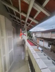 Sobrado com 3 Quartos à venda, 90m² no Vila São Jorge, São Vicente