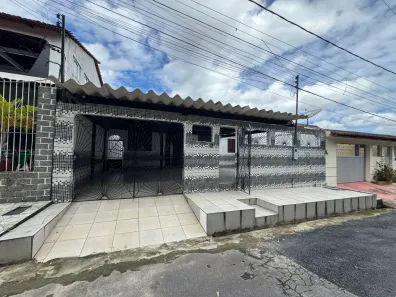 Casa com 3 Quartos para alugar, 110m² no Flores, Manaus