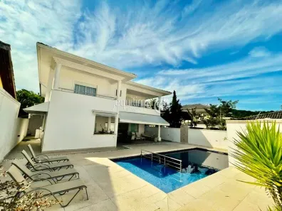 Casa de Condomínio com 5 Quartos à venda, 375m² no Jardim Acapulco, Guarujá