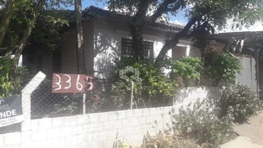 Casa com 3 Quartos à venda, 71m² no Tomazetti, Santa Maria