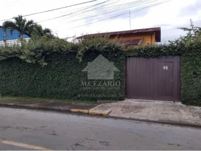 Casa com 3 Quartos à venda, 282m² no Nossa Senhora do Perpétuo Socorro, Pindamonhangaba