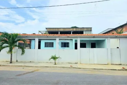 Casa com 2 Quartos à venda, 200m² no Flores, Manaus