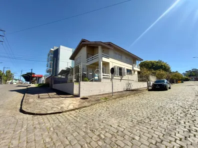 Casa com 4 Quartos à venda, 255m² no Interlagos, Caxias do Sul