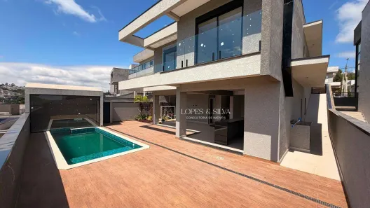 Casa de Condomínio com 4 Quartos à venda, 244m² no Tanque, Atibaia