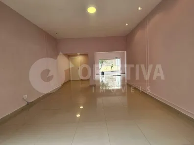 Ponto Comercial para alugar, 75m² no Lídice, Uberlândia