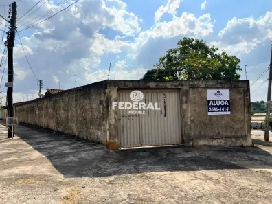 Casa com 4 Quartos para alugar, 373m² no Vila Maria Luiza, Goiânia