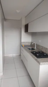 Apartamento com 2 Quartos para alugar, 51m² no Vila Vardelina, Maringá