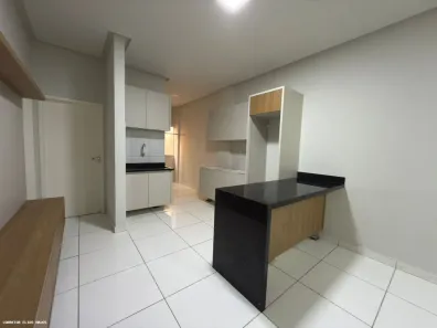 Apartamento com 2 Quartos para alugar, 70m² no , Guanambi