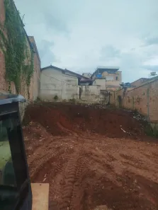 Lote/Terreno à venda, 360m² no Jardim Laguna, Contagem