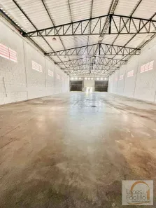 Galpão/Depósito/Armazém para alugar, 750m² no Guaxinduva, Atibaia