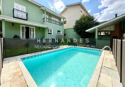 Casa de Condomínio com 3 Quartos para alugar, 266m² no Alphaville, Santana de Parnaíba